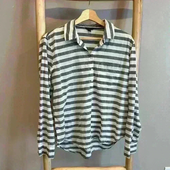 Aeropostale size large gray and white striped 3/4 button shirt front pocket - Picture 1 of 5